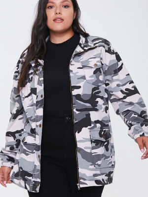 Plus Size Camo Zip-up Jacket