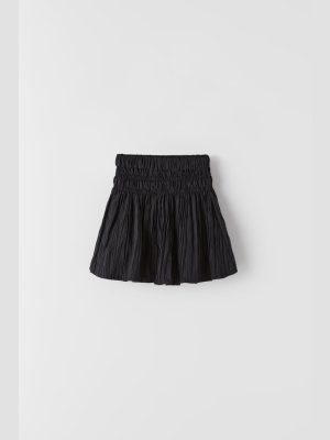 Wrinkled Fabric Skirt