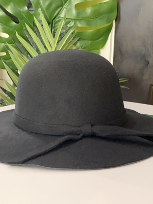 New Class Floppy Hat