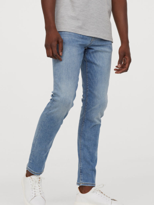 Freefit® Slim Jeans