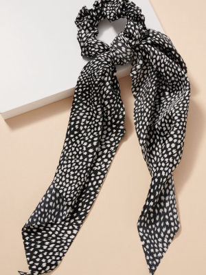 Abstract Print Scarf Pony