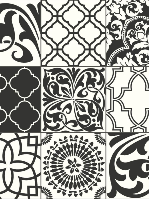Graphic Tile Peel-and-stick Wallpaper In Black And White By Nextwall