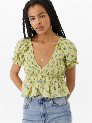 Uo Izzy Smocked Puff Sleeve Blouse