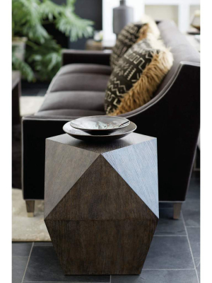 Linea Angular End Table