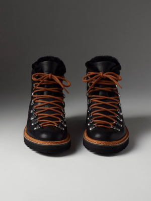 W Dolomite Boot With Shearling