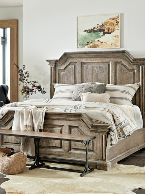 La Grange Bradshaw Queen Panel Bed