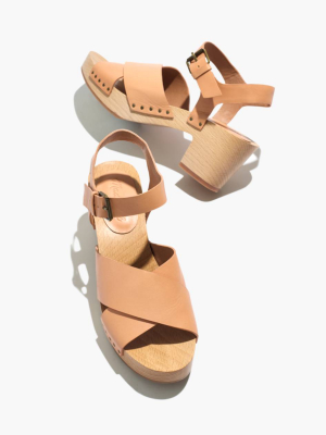 The Johanna Crisscross Clog Sandal In Leather