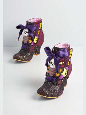 Too Haute For Horror Boot