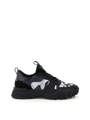 Valentino Garavani Camouflage Rockrunner Plus Sneakers