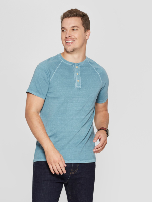 Men's Regular Fit Short Sleeve Henley Shirt - Goodfellow & Co™