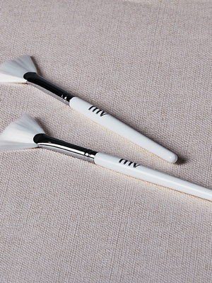 Vegan Mask Brush