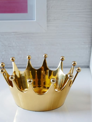 Crown Catchall