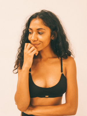 Bamboo Crop Bralette In Black