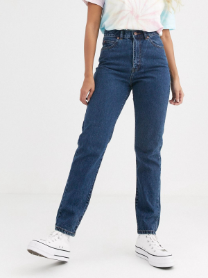 Dr Denim Nora High Rise Mom Jean In Mid Retro