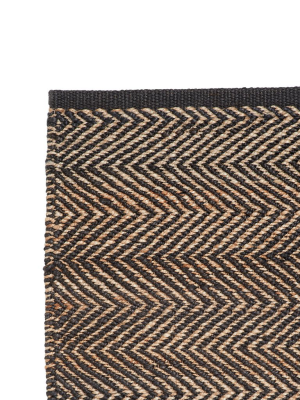 Serengeti Rug In Charcoal And Natural