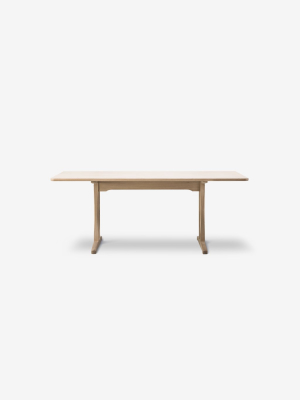 Mogensen C18 Table