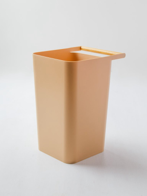 Trash Bin With Handle