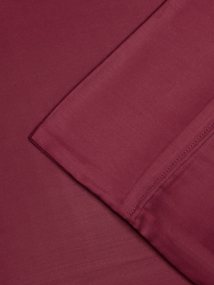 Blue Nile Mills Solid 300-thread Count Pillowcase Set, Standard, Burgundy