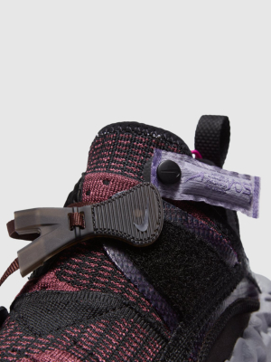 Ispa Overreact Flyknit "shadowberry"