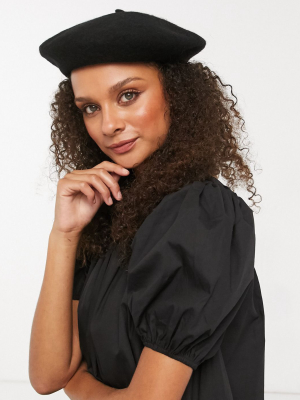 Monki Brooklyn Beret Hat In Black