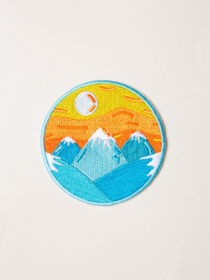 Mokuyobi Mountain Sunrise Patch