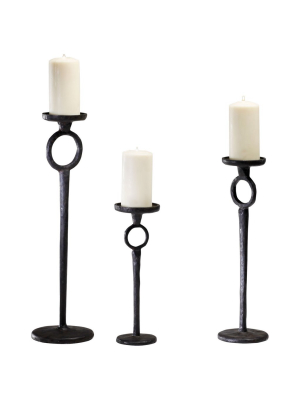 Duke Candleholder