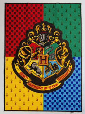 Harry Potter 39"x54" Hogwarts Crest Rug