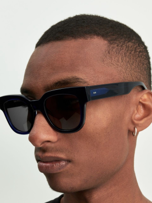 Liv Sunglasses - Very Dark Blue