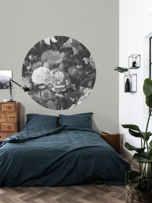 Small Wallpaper Circle In Golden Age Flowers 009 By Kek Amsterdam