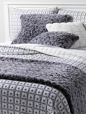 Textured Faux Fur Bed Scarf Gray - Threshold™