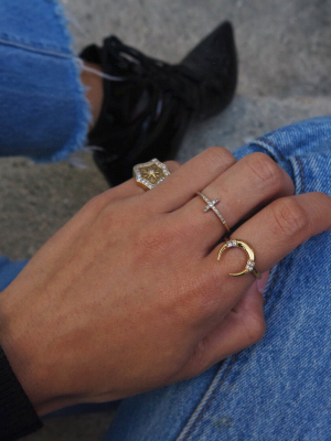 Skyfall Tiger Tooth Ring In Gold