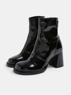 Milo Black Leather Chunky Scoop Toe Boots