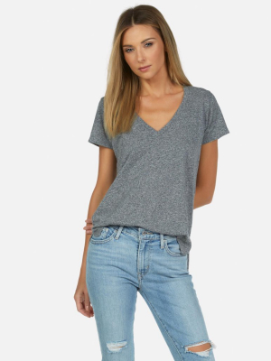 Manny Core V-neck Tee