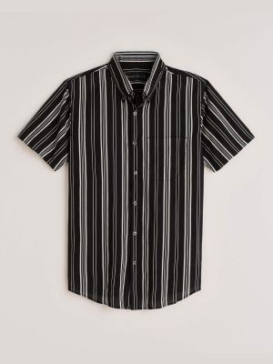 Short-sleeve Button-up Shirt