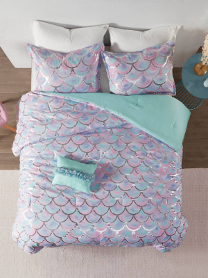 Daphne Metallic Printed Reversible Comforter Set