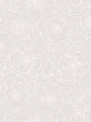 Graphic Floral Wallpaper In Metallic Champagne And Ivory From The Casa Blanca Ii Collection By Seabrook Wallcoverings