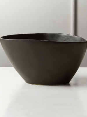 Fleck Black Reactive Serving Bowl