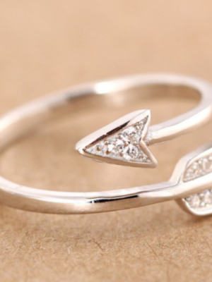 Arrow Rhinestone Ring