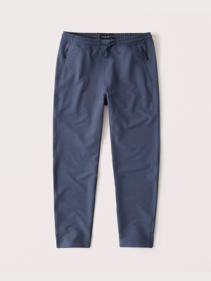 Traveler Hybrid Joggers