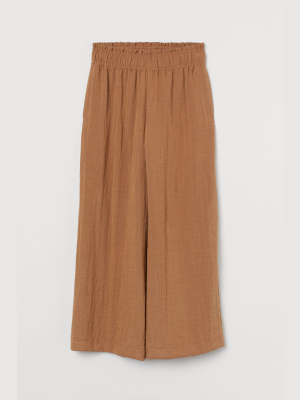 Wide-leg Pants