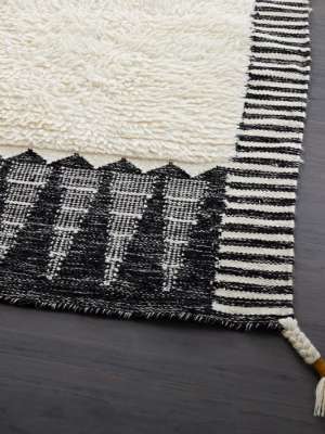 Ikat Border Shag Rug