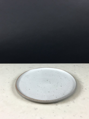 Stillness Plate | 6.5" | Greystone/snow White