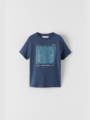 Technical Headphone T-shirt