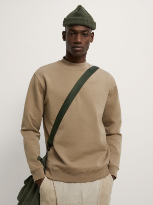 Basic Mock Neck Sweatshirt