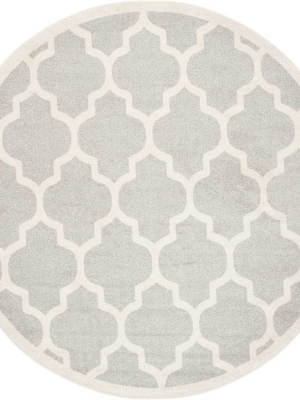 Amherst Quatrefoil Light Gray/beige Round Rug