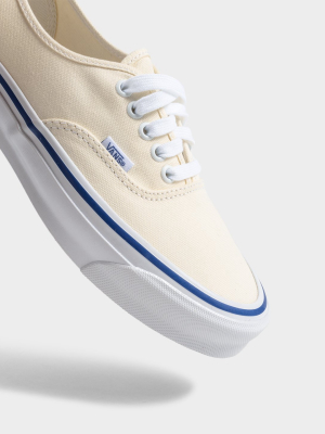 Og Authentic Lx, Classic White