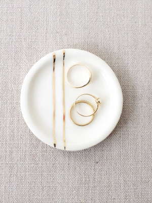 Minimalist Jewelry Dish With Gold Lines