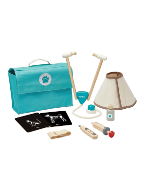 Plan Toys Veterinarian Play Set