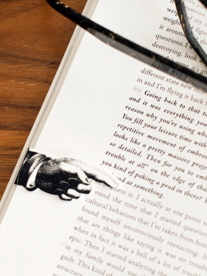 Magnetic Pointing Bookmark