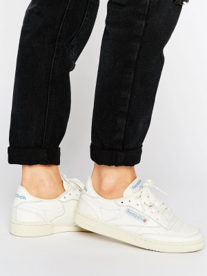 Reebok Club C Sneakers In Chalk